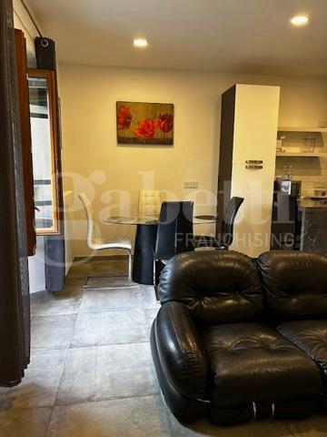 appartamento in vendita a Lecco in zona Castello