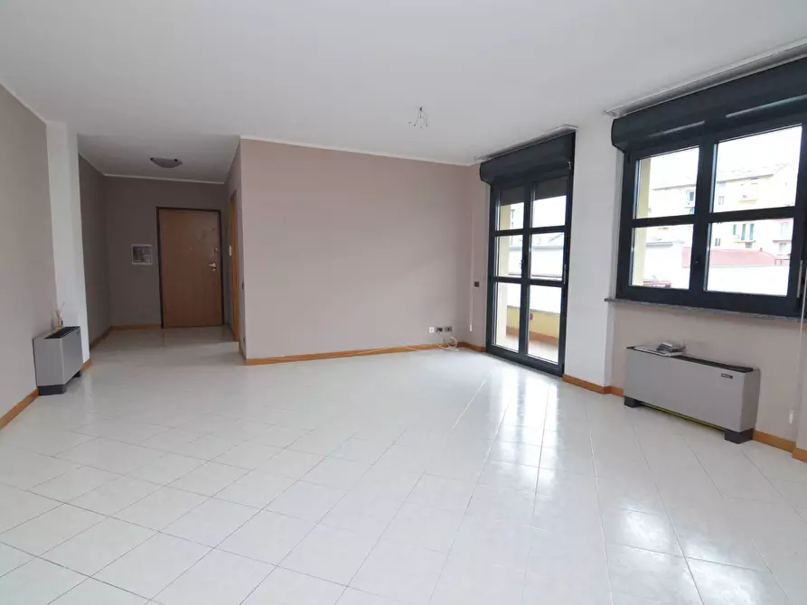appartamento in vendita a Lecco in zona Lecco Centro