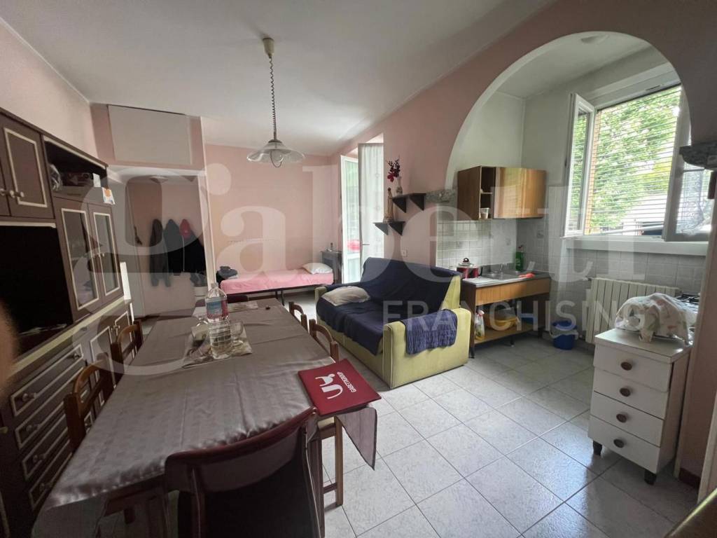 appartamento in vendita a Lecco in zona Germanedo