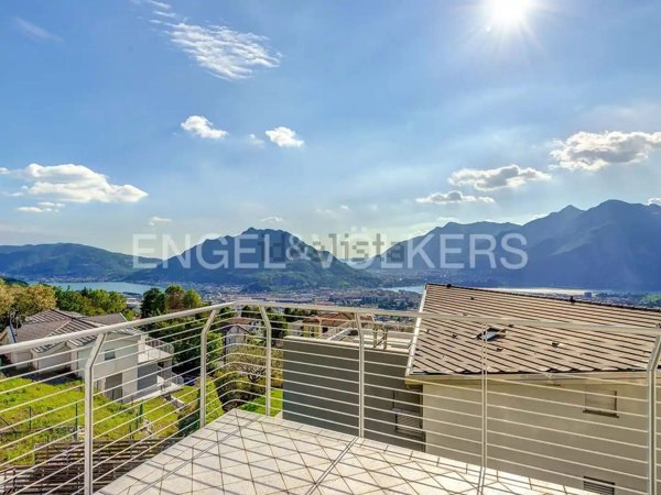 casa indipendente in vendita a Lecco