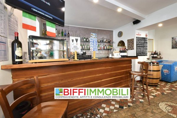 negozio in vendita a Lecco in zona San Giovanni