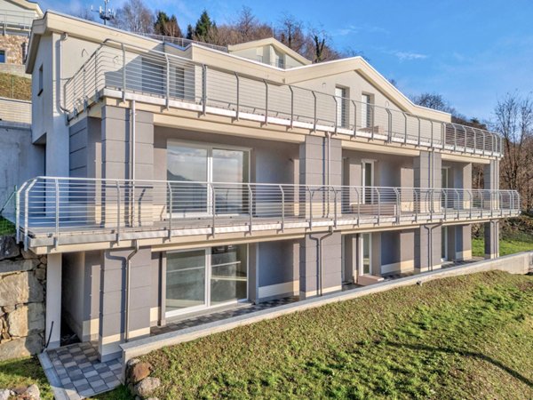 casa indipendente in vendita a Lecco in zona Acquate