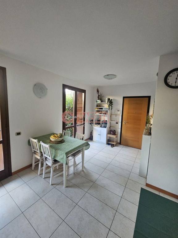 appartamento in vendita a Lecco in zona Castello