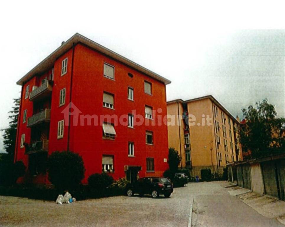 appartamento in vendita a Lecco in zona Belledo