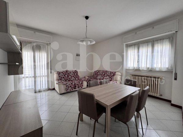 appartamento in vendita a Lecco in zona Belledo