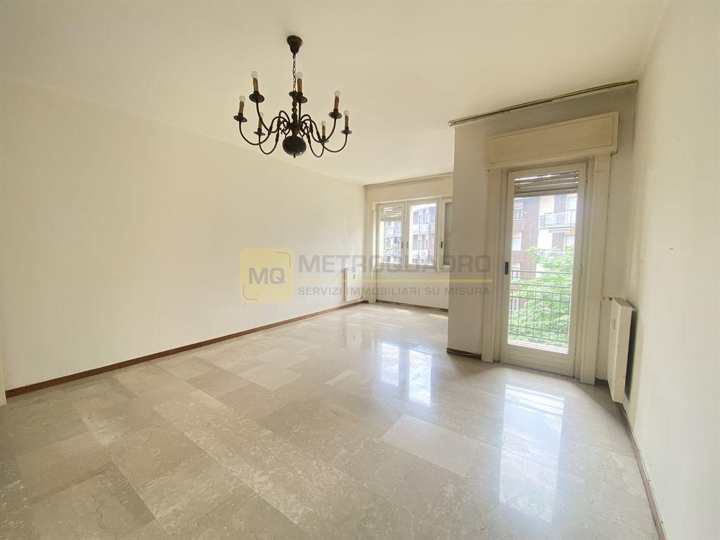 appartamento in vendita a Lecco in zona Viale Turati
