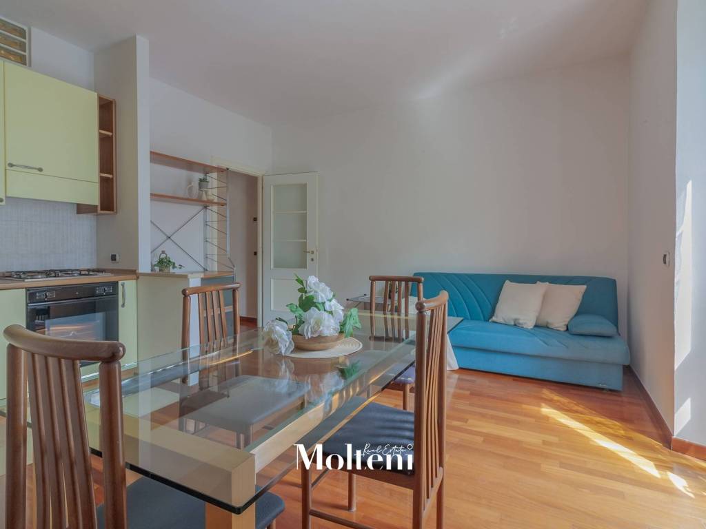 appartamento in vendita a Lecco in zona Lecco Centro