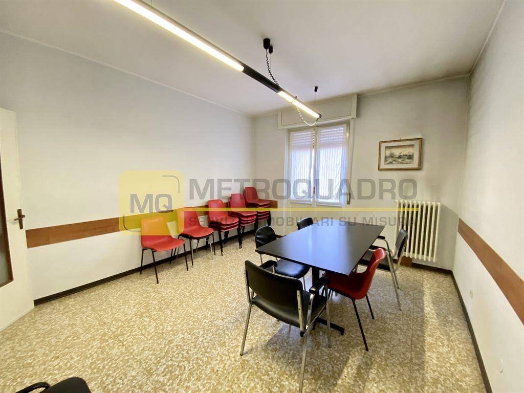 appartamento in vendita a Lecco in zona Viale Turati