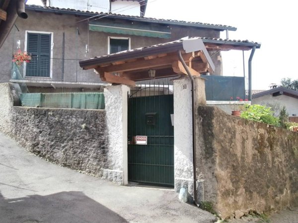 casa indipendente in vendita a Lecco in zona Malnago