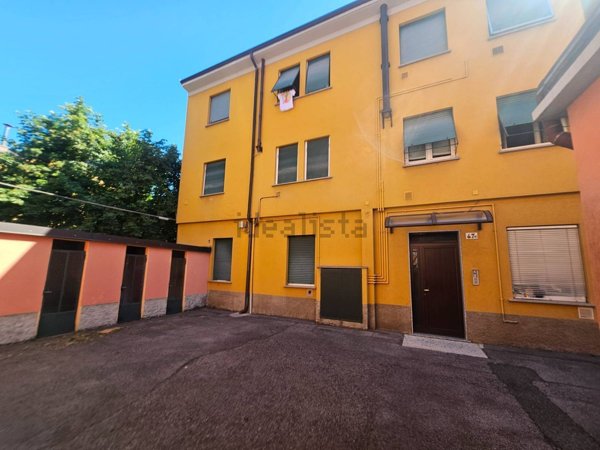 appartamento in vendita a Lecco in zona Belledo