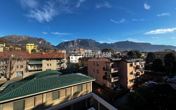 appartamento in vendita a Lecco in zona Viale Turati