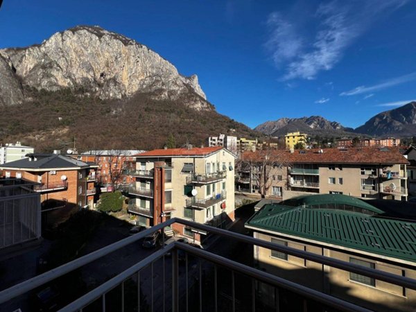 appartamento in vendita a Lecco in zona Viale Turati