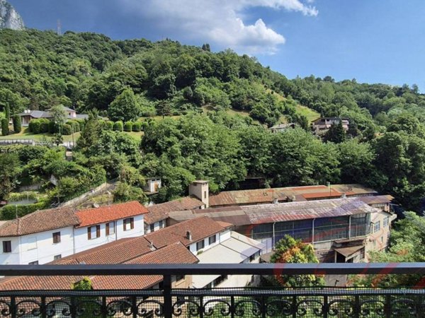 appartamento in vendita a Lecco in zona Bonacina