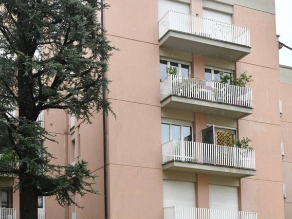 appartamento in vendita a Lecco in zona Acquate
