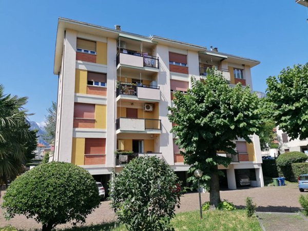 appartamento in vendita a Lecco in zona Maggianico