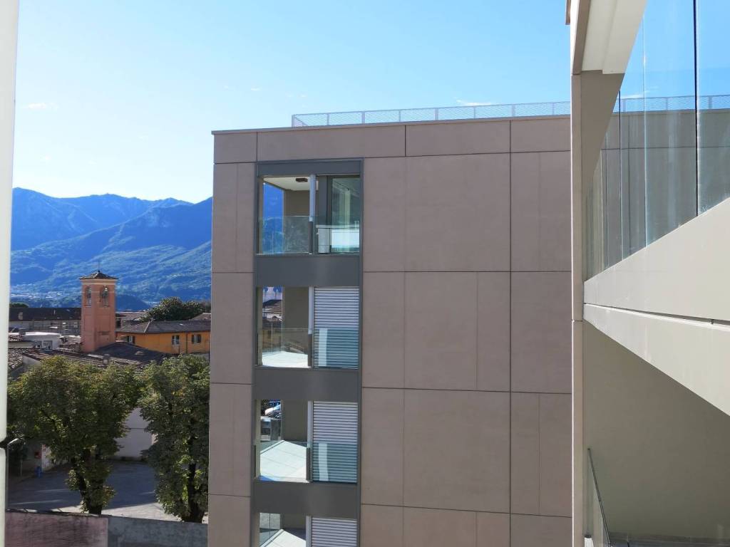 appartamento in vendita a Lecco in zona Castello