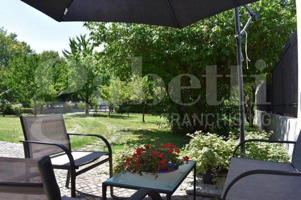 casa indipendente in vendita a Lecco in zona Chiuso