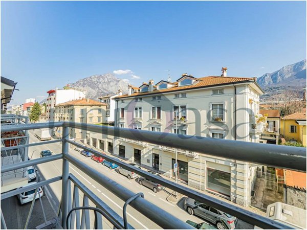 appartamento in vendita a Lecco in zona Pescarenico