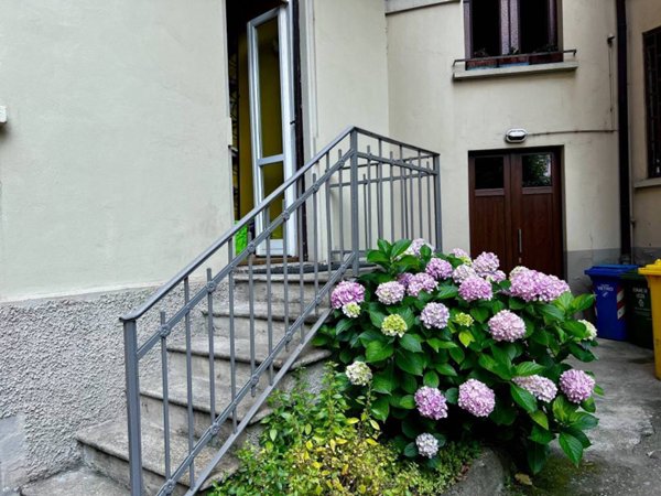 appartamento in vendita a Lecco in zona Lecco Centro