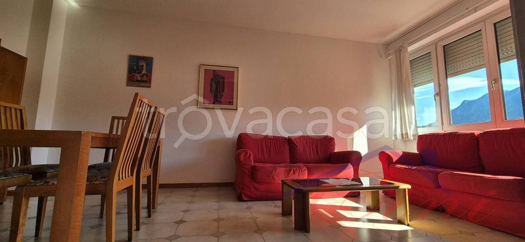 appartamento in vendita a Lecco in zona Caleotto