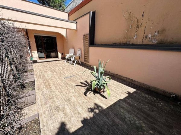 appartamento in vendita a Lecco in zona Caleotto