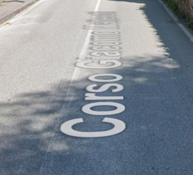 esavano in vendita a Lecco