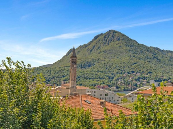 appartamento in vendita a Lecco in zona Olate