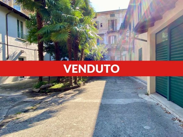 appartamento in vendita a Lecco in zona Pescarenico