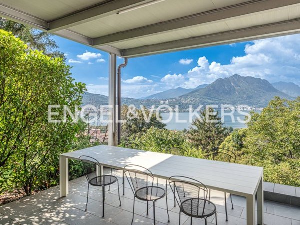 casa indipendente in vendita a Lecco in zona Chiuso
