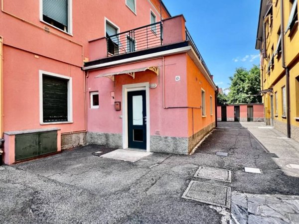 appartamento in vendita a Lecco in zona Germanedo