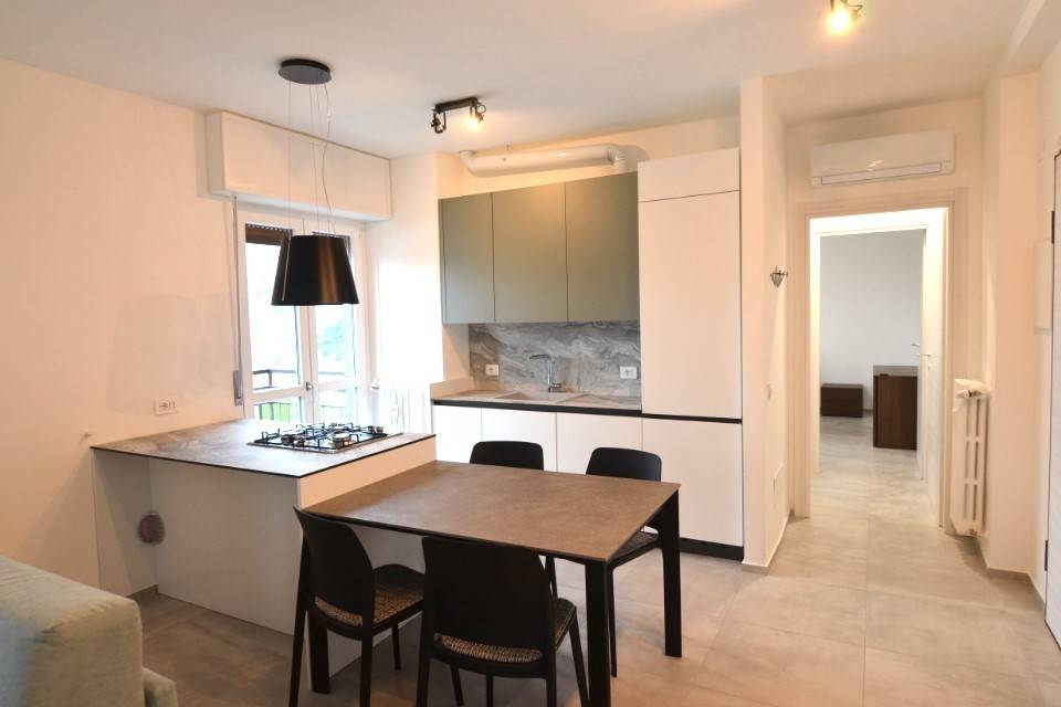 appartamento in vendita a Lecco in zona Castello