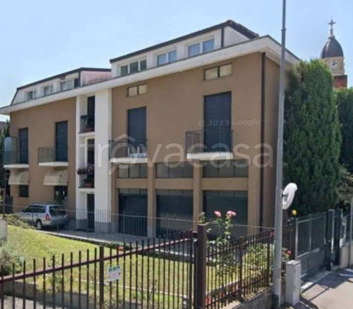 appartamento in vendita a Lecco in zona Germanedo