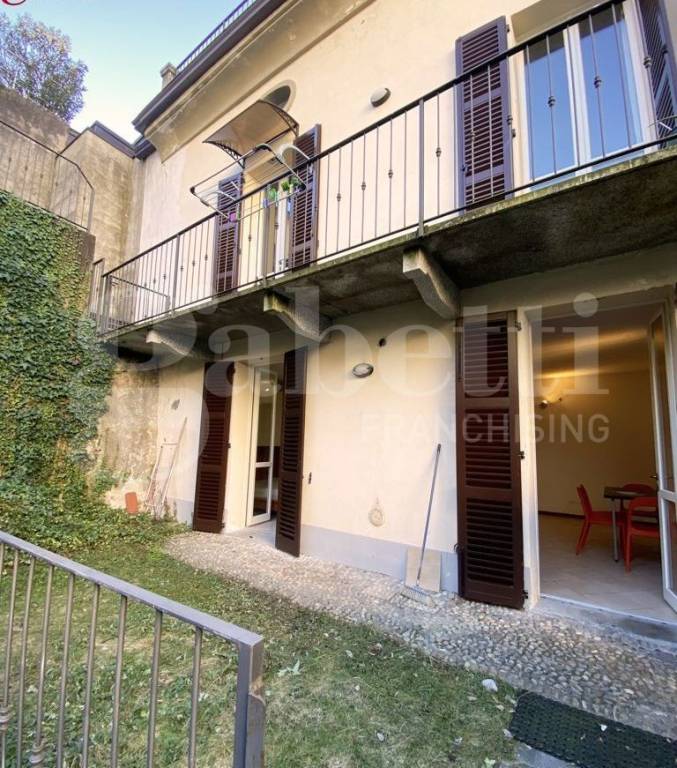 appartamento in vendita a Lecco in zona San Giovanni