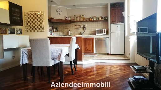 appartamento in vendita a Lecco in zona Olate
