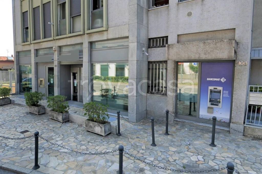 negozio in vendita a Lecco in zona Maggianico