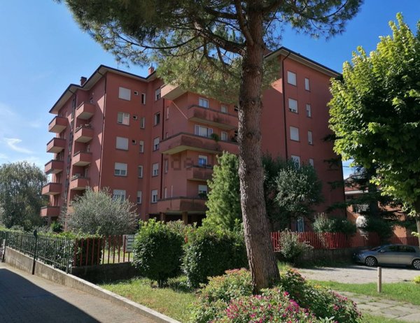 appartamento in vendita a Lecco in zona Belledo