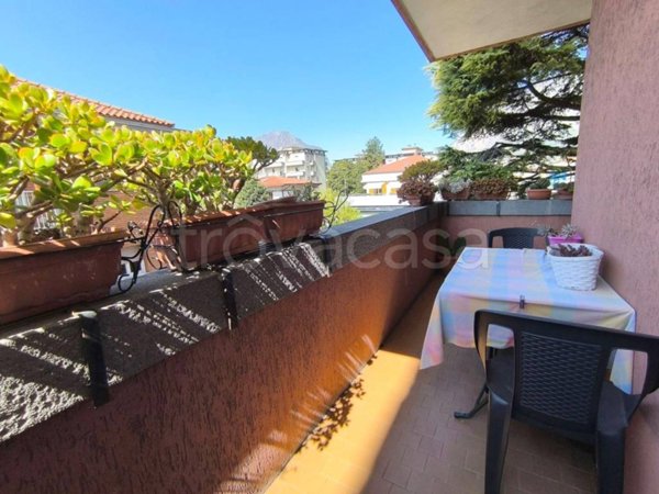 appartamento in vendita a Lecco in zona Belledo