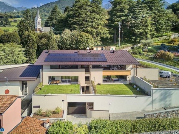 appartamento in vendita a Lecco in zona Bonacina