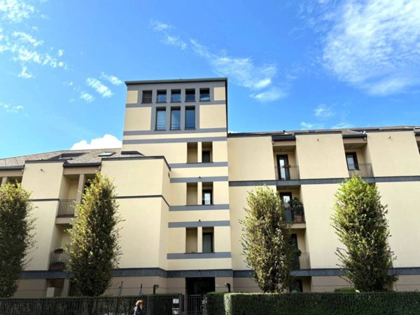 appartamento in vendita a Lecco in zona Castello