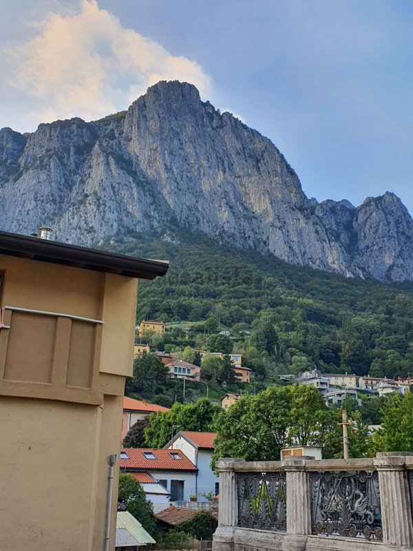 appartamento in vendita a Lecco in zona San Giovanni