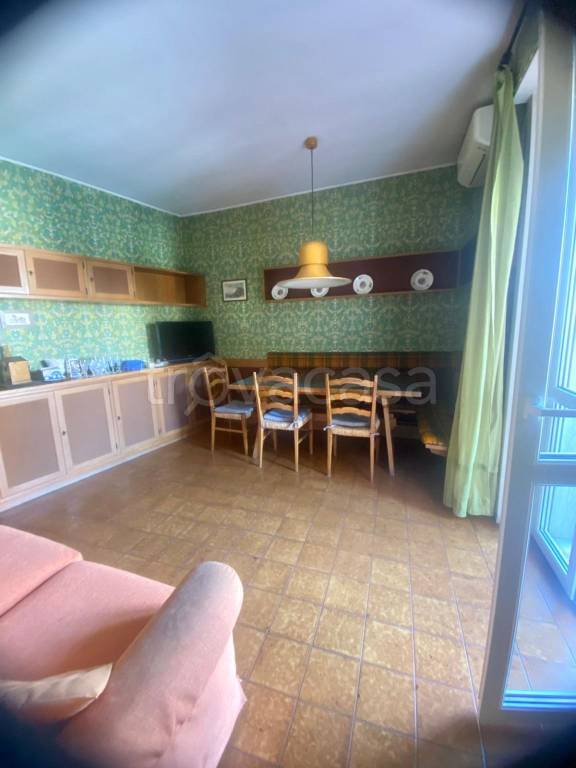 appartamento in vendita a Lecco in zona Belledo