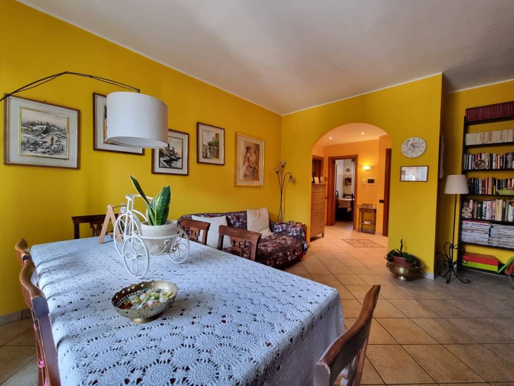 appartamento in vendita a Lecco in zona Belledo