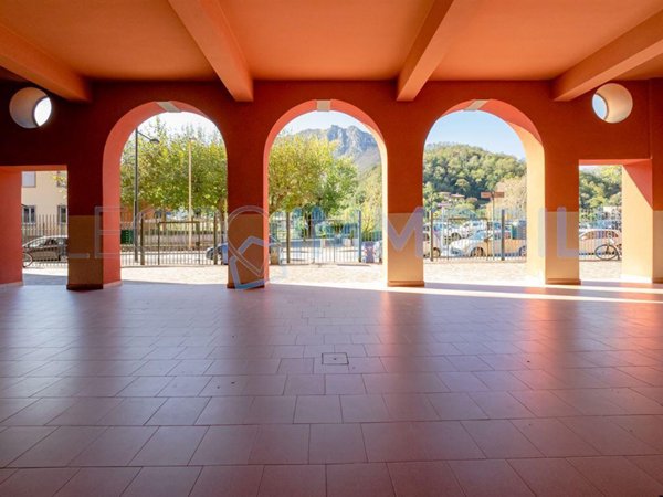 appartamento in vendita a Lecco in zona Pescarenico