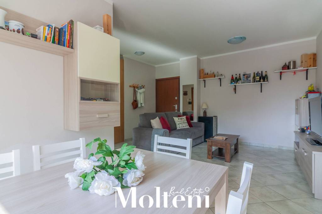 appartamento in vendita a Lecco in zona Caleotto