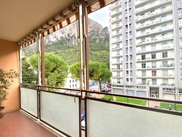 appartamento in vendita a Lecco in zona Viale Turati