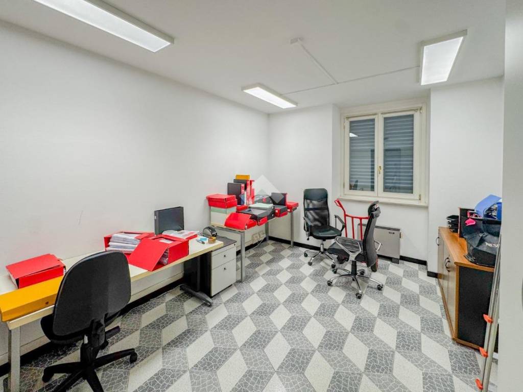 ufficio in vendita a Lecco
