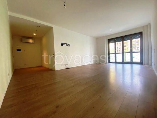 appartamento in vendita a Lecco in zona Acquate