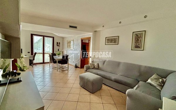 appartamento in vendita a Lecco in zona Maggianico
