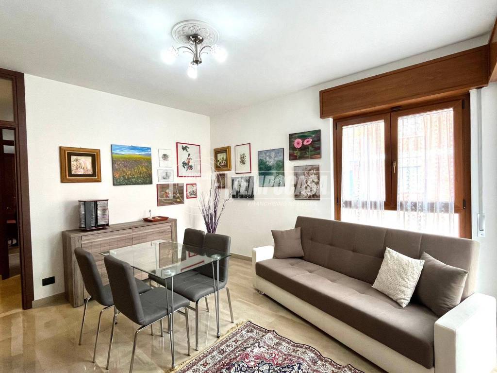 appartamento in vendita a Lecco in zona Olate