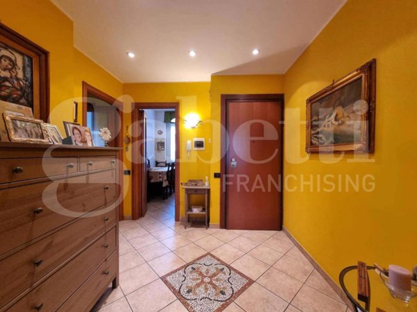 appartamento in vendita a Lecco in zona Belledo